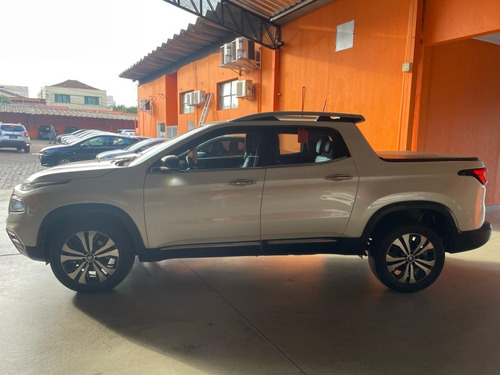Fiat Toro 2.0 16V TURBO DIESEL VOLCANO 4WD AT9
