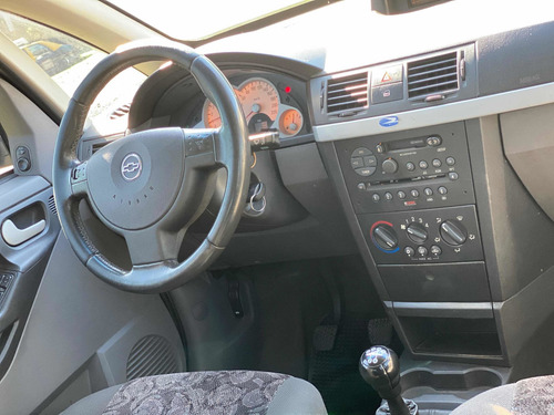 Chevrolet Meriva 1.8 Gls 2004