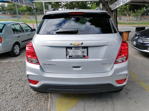 Imagen 4 de 11 de Chevrolet Trax 2019 1.8 Lt At