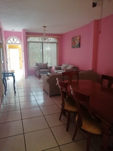 Imagen 10 de 27 de Casa En Venta