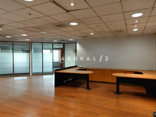 Oficina En Arriendo En Centro Histórico De Santiago