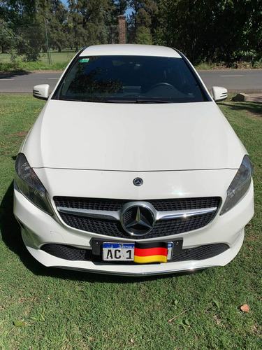 Imagen 8 de 13 de Mercedes-benz Clase A 2017 1.6 A200 Urban 156cv