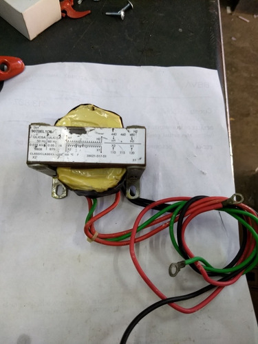 Transformador Square D 0.5va 9070el1d9 440v -115v (Usado)