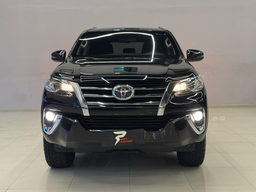 Toyota Hilux SW4 2.7 SR 4X2 16V FLEX 4P AUTOMÁTICO