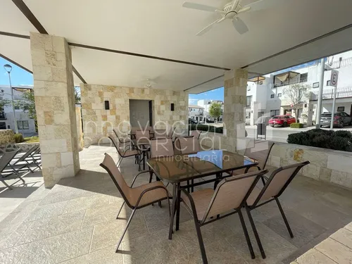 Casa En Venta De 4 Recámaras En Condominio Torre De Piedra Bugambilias