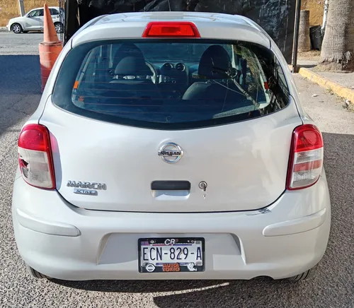 Nissan March 1.6 Active Aire Ac Mt