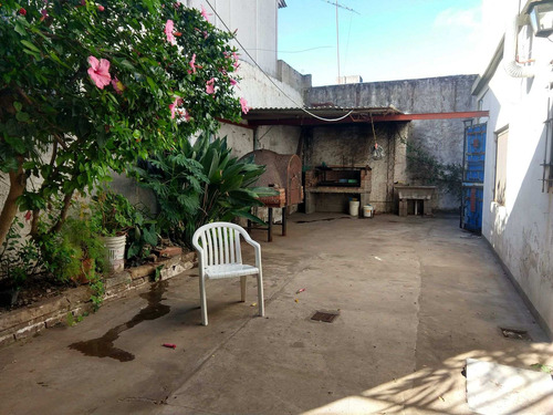 Vende Ph 5 Amb. Patio, Cochera Terraza