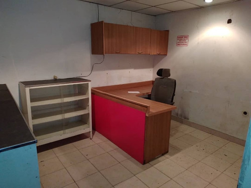 Imagen 3 de 13 de Rivero Bienes Raíces Vende Local Comercial Ideal Para Taller Mecánico En Palo Negro / 04124959888