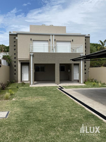 Imagen 6 de 30 de Venta Departamento Duplex Extrenar 2 Dormitorios Patio Cochera - Granadero Baigorria