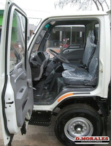 Imagen 6 de 16 de Jac 1035 K Liso 77 Hp 2.8 2023 0km