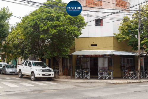 Imagen 4 de 24 de Excelente Local En Esquina + Ph 2amb Con Patio!
