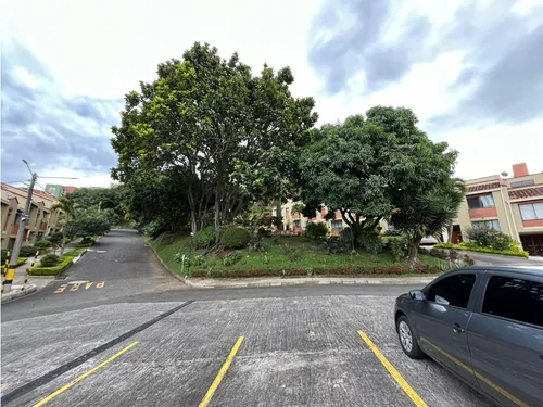 Tu Hogar Soñado Con Excelente Ubicación En Envigado!