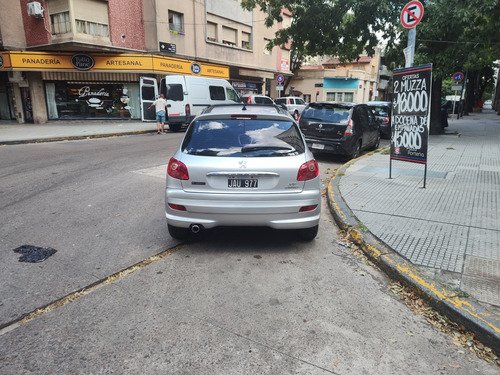 Peugeot 207 1.6 Xt