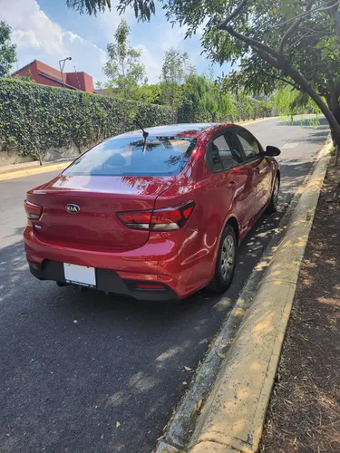 Kia Rio 1.6 L Sedan At