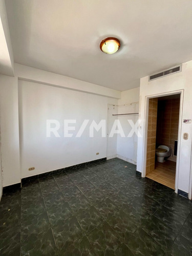 Venta De Apartamento En Catia La Mar