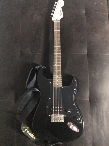 Squier Strat Hb