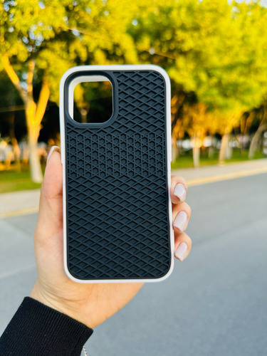 Funda Vans Waffle Para iPhone Color Negro Y Café
