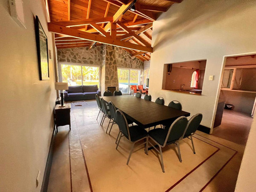 Casa En Alquiler Temporal - 4 Dormitorios 4 Baños - Pileta Y Parque- Ezeiza