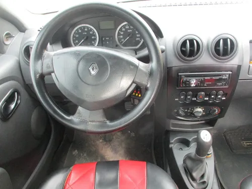 Renault Logan 1600cc Mt Aa