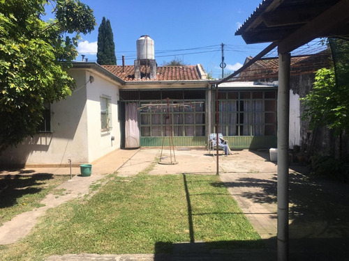 Imagen 4 de 10 de Casa En Venta De 3 Ambientes En Grand Bourg