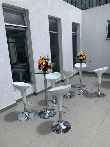 Imagen 4 de 5 de Alquiler De Mesas Sillas Cocteleras Y Salas Lounge