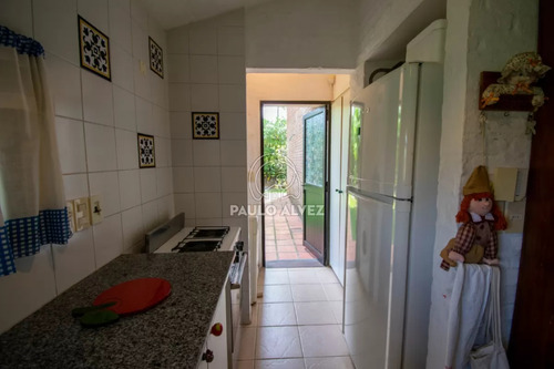 Casa En Alquiler Temporal En Bella Vista. Tres Dormitorios, Dos Baños, Barbacoa, Piscina, Con Vista A Las Sierras