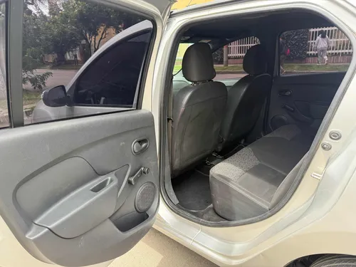 Renault Logan 1.6 Authentique