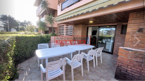Imagen 11 de 25 de Venta De Apartamento 3 Dormitorios En Playa Mansa, Punta Del Este