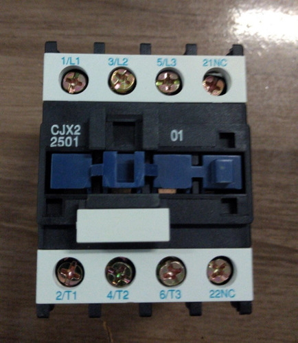 Imagem 3 de 3 de Contatora Cjx2-2501 1nf 220vac Jng