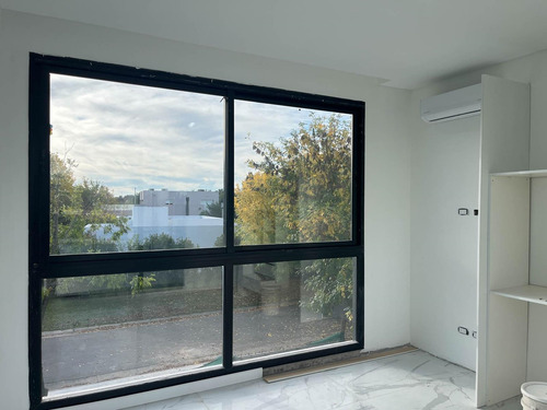 Casa En Venta En Haras Santa Maria, Escobar, G.b.a. Zona Norte