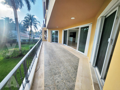 Departamento En Venta/renta, 3 Recámaras, Vista A Laguna, Isla Dorada, Cancún