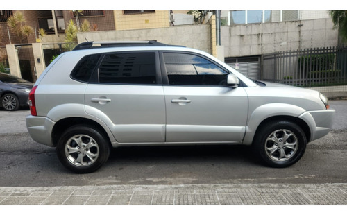 Hyundai Tucson 2.0 MPFI GLS 16V 143CV 2WD FLEX 4P AUTOMÁTICO