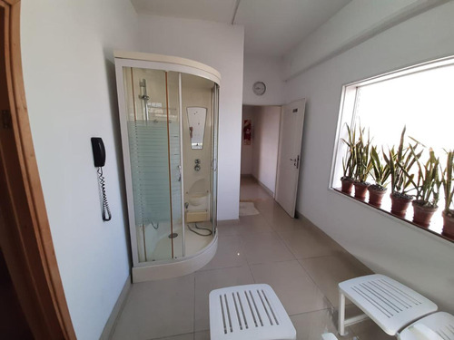 Departamento 2 Ambientes De Categoría Con Cochera En Morón Centro