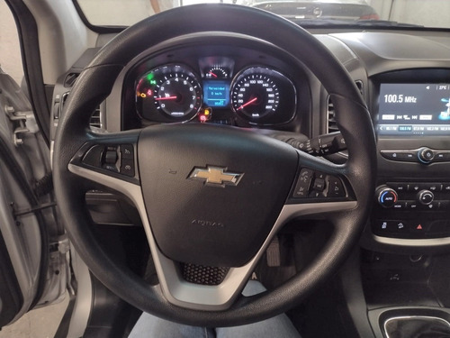 Imagen 10 de 15 de Chevrolet Captiva 7 Asientos 2.4 Lt L/2017