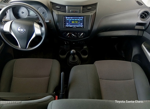 Nissan NP300 Frontier 2.5 Doble Cabina Aa Pack Seg 4x4