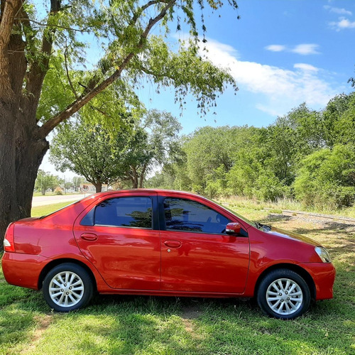 Toyota Etios 2015 Gnc