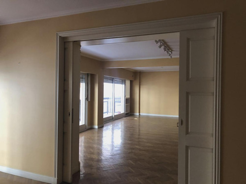 Imagen 6 de 21 de Súper Oportunidad En Departamento ! 270 M2 Con Cochera.