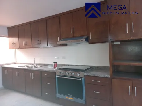 Casa En Venta En Fracc. Los Nogales Residencial Durango
