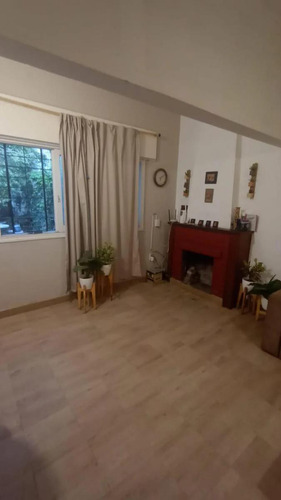 Casa En Venta - 3 Dormitorios 3 Baños - Cochera - 346mts2 - Trapiche