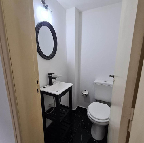 Casa En Venta - 4 Dormitorios 2 Baños - 179mts2 - Avellaneda