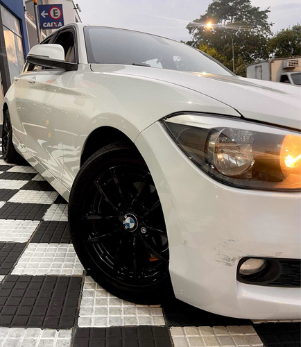 Imagem 13 de 14 de Bmw Serie 1 2014 1.6 Sport Aut. 5p