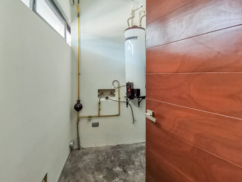 Imagen 30 de 30 de Casa En Venta. 3 Pisos 2 Recamaras. Residencial Arbolada, Cancún, Q.roo