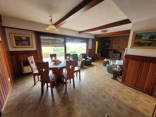 Importe Chalet En Esquina Con Vista Al Mar. Zona Centro Gran Parque 2 Cocheras