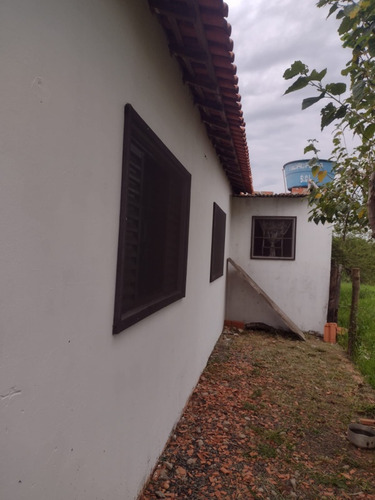 Vende Se Sítio Na Cidade De Pereiras Sp 30.000 Metros 2 Casa