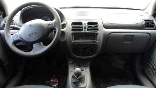Renault Clio Rl 1.0 00 (sucata Somente Para Venda De Peças)
