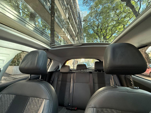 Peugeot 208 1.6 Feline Tiptronic