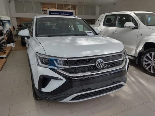 Imagen 2 de 15 de Volkswagen Taos Highline At 1.4 0km Mos My23