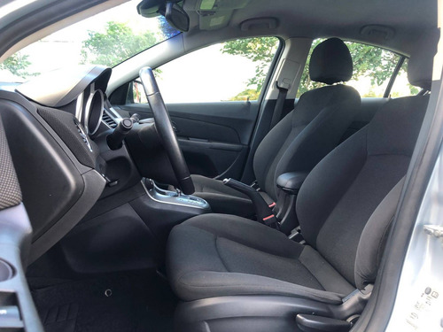 Imagem 10 de 10 de Chevrolet Cruze 1.8 Lt 16v Flex 4p Automático