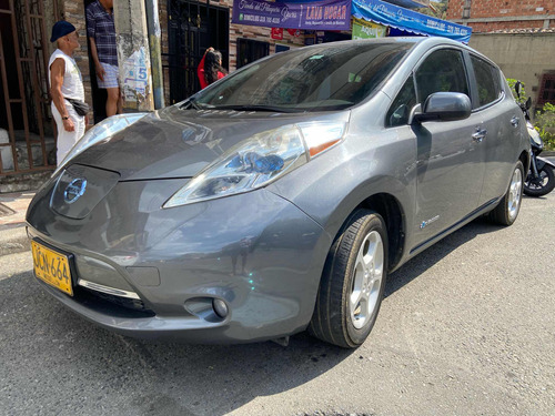 Nissan Leaf Leaf