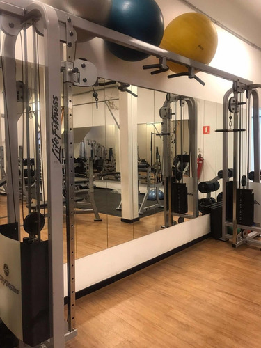 Academia Completa Life Fitness Com Tudo Dentro
